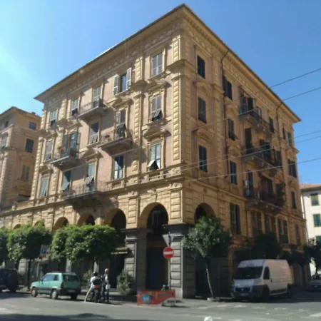 La Branda Brin 2* La Spezia